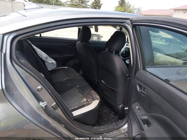 2021 NISSAN VERSA SV XTRONIC CVT 8