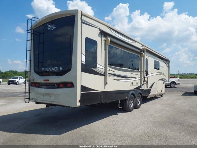 2021 JAYCO PINNACLE 4