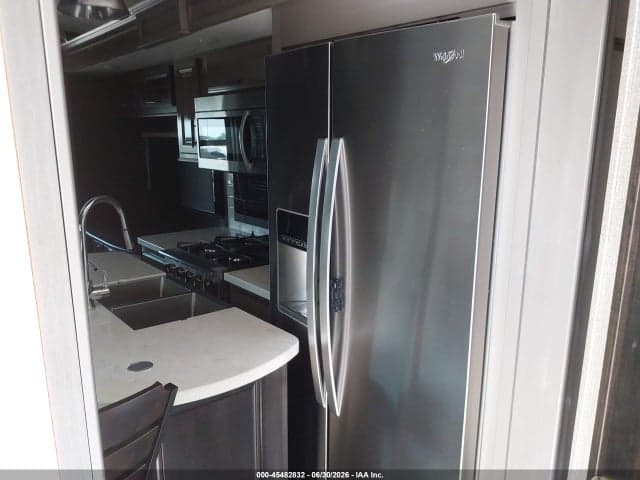 2021 JAYCO PINNACLE 7