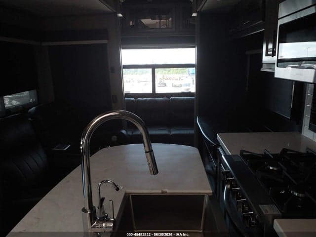 2021 JAYCO PINNACLE 8