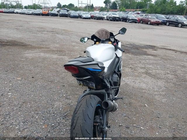 2025 SUZUKI GSX-R1000 R 6