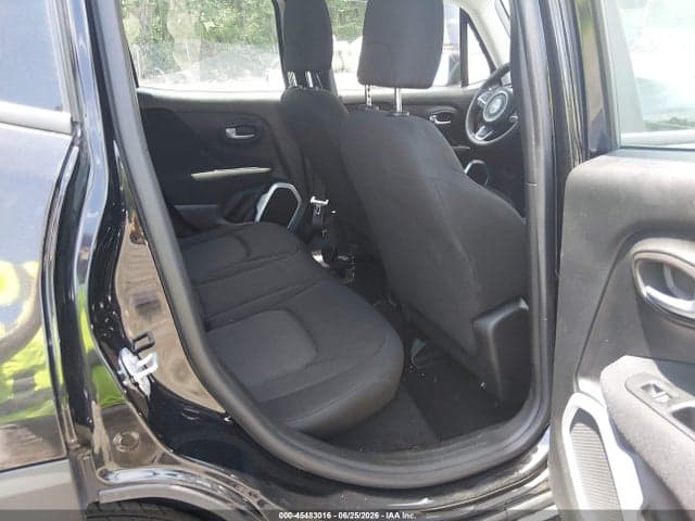 2018 JEEP RENEGADE SPORT 4X4 8