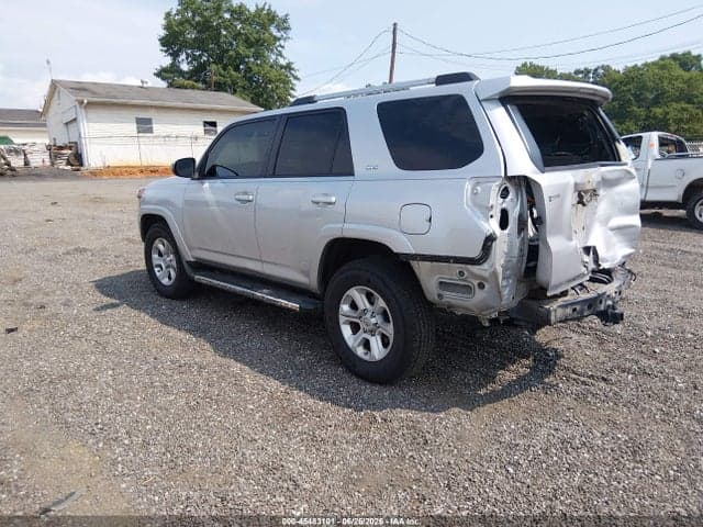 2020 TOYOTA 4RUNNER SR5 3