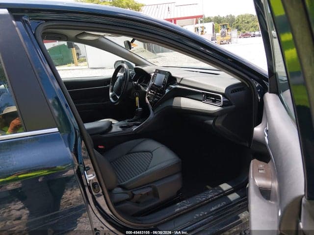 2021 TOYOTA CAMRY SE 5