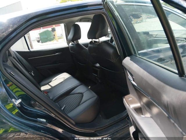 2021 TOYOTA CAMRY SE 8