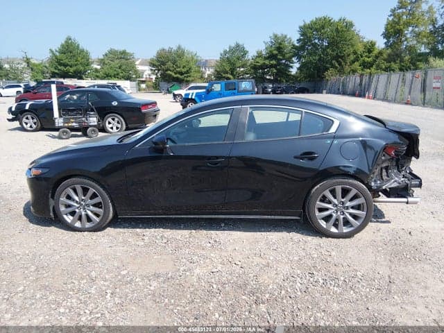 2022 MAZDA MAZDA3 SELECT 15