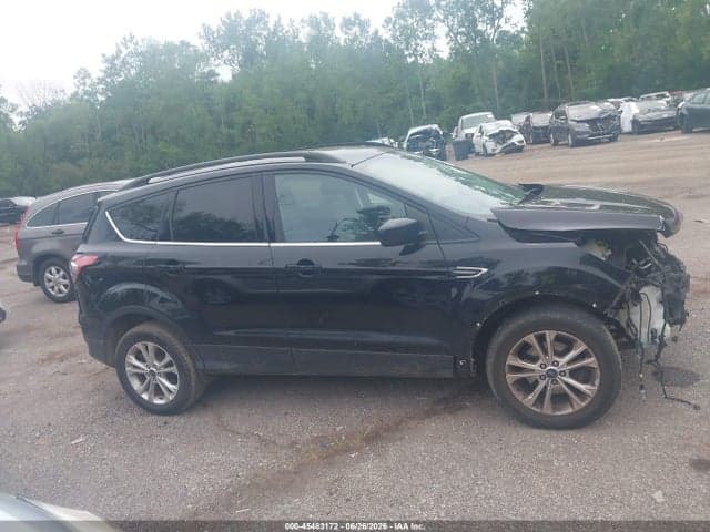 2017 FORD ESCAPE SE 14