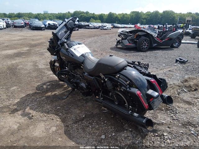 2025 HARLEY-DAVIDSON FLHX 3