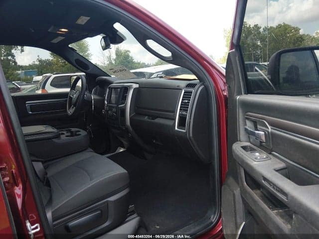 2021 RAM 1500 CLASSIC WARLOCK QUAD CAB 4X4 6'4 BOX 5