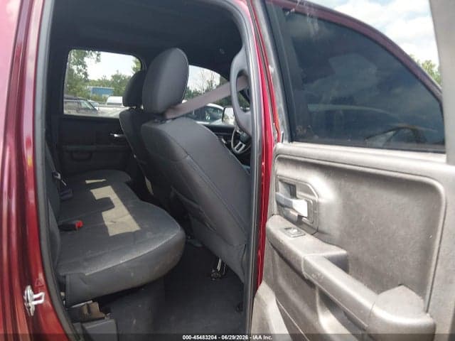 2021 RAM 1500 CLASSIC WARLOCK QUAD CAB 4X4 6'4 BOX 8