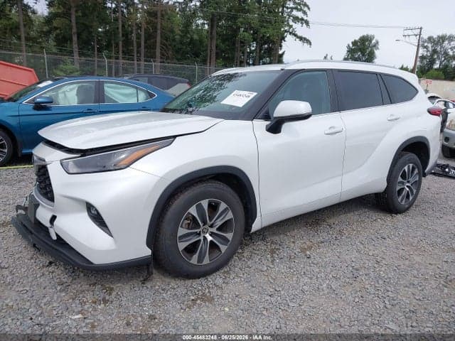 2023 TOYOTA HIGHLANDER HYBRID XLE 2