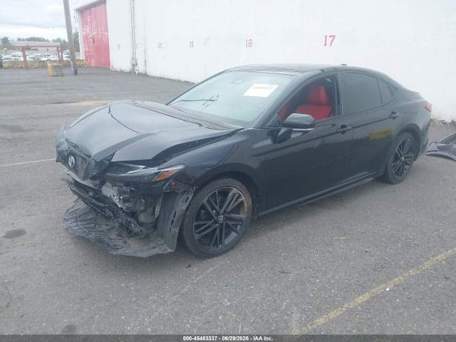 2025 TOYOTA CAMRY XSE 2