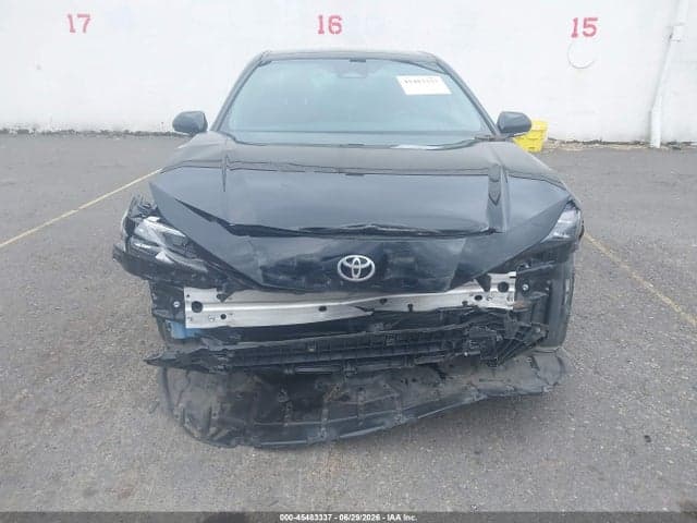 2025 TOYOTA CAMRY XSE 6