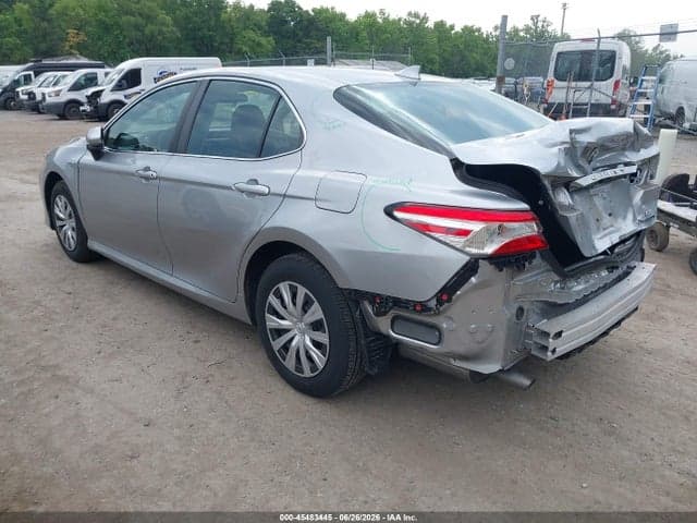 2020 TOYOTA CAMRY LE HYBRID 3