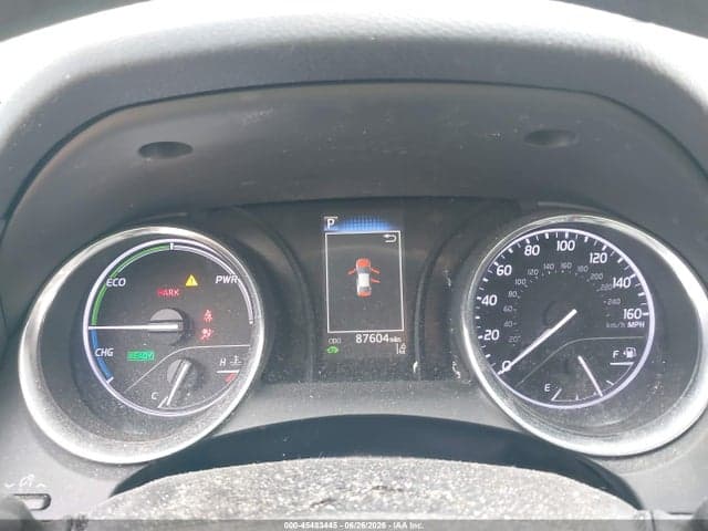 2020 TOYOTA CAMRY LE HYBRID 7