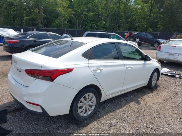 2021 HYUNDAI ACCENT SE 4