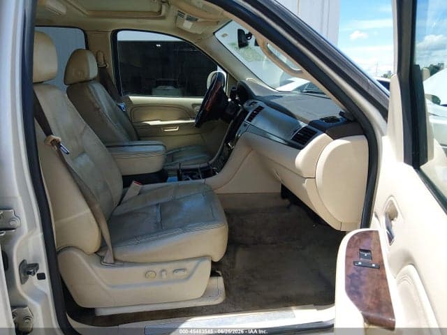 2008 CADILLAC ESCALADE 5