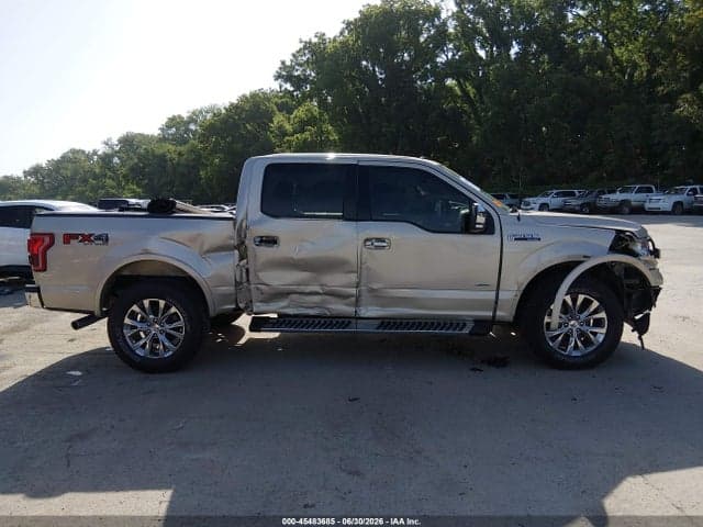 2017 FORD F-150 LARIAT 13