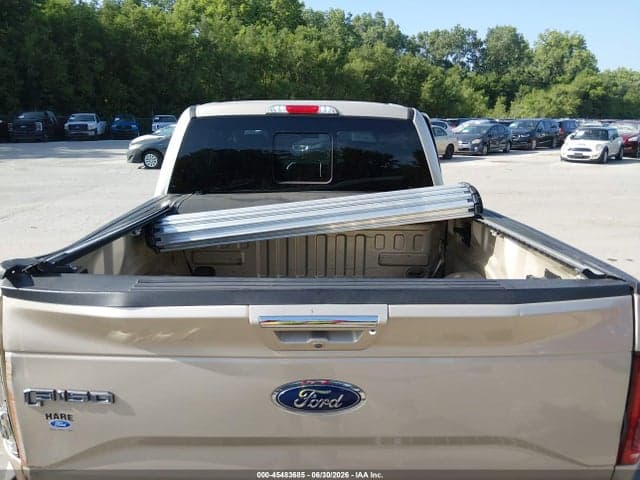 2017 FORD F-150 LARIAT 17