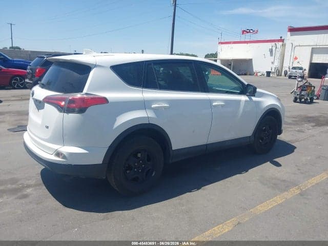 2017 TOYOTA RAV4 LE 4