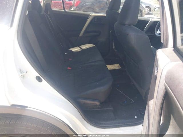 2017 TOYOTA RAV4 LE 8