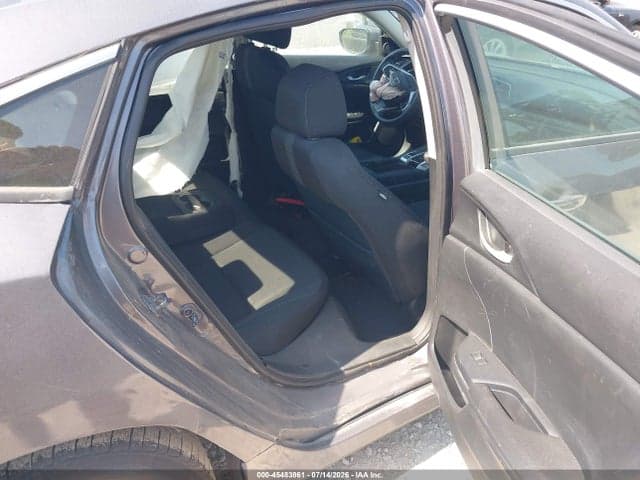 2017 HONDA CIVIC EX 8