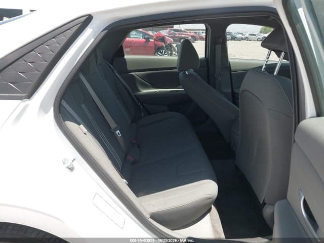 2024 HYUNDAI ELANTRA SEL 8