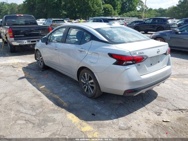 2021 NISSAN VERSA SV XTRONIC CVT 3