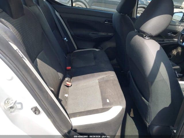 2021 NISSAN VERSA SV XTRONIC CVT 8