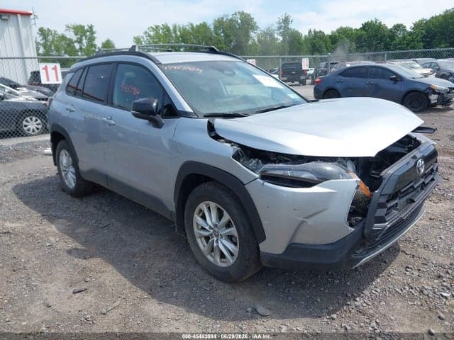 2026 TOYOTA COROLLA CROSS LE 1