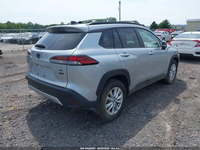 2026 TOYOTA COROLLA CROSS LE 4