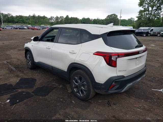 2024 KIA SELTOS LX 3