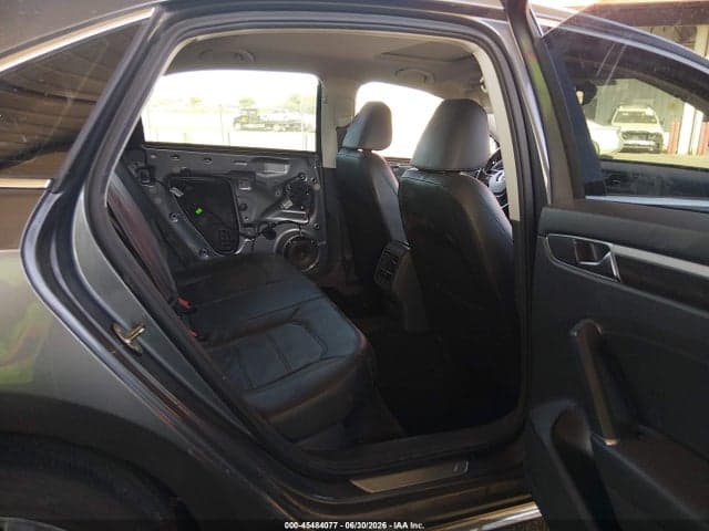 2018 VOLKSWAGEN PASSAT 2.0T SE 9