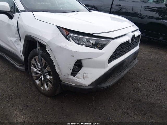 2020 TOYOTA RAV4 XLE PREMIUM 6
