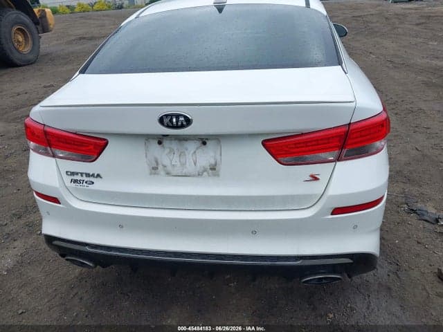2019 KIA OPTIMA S 16