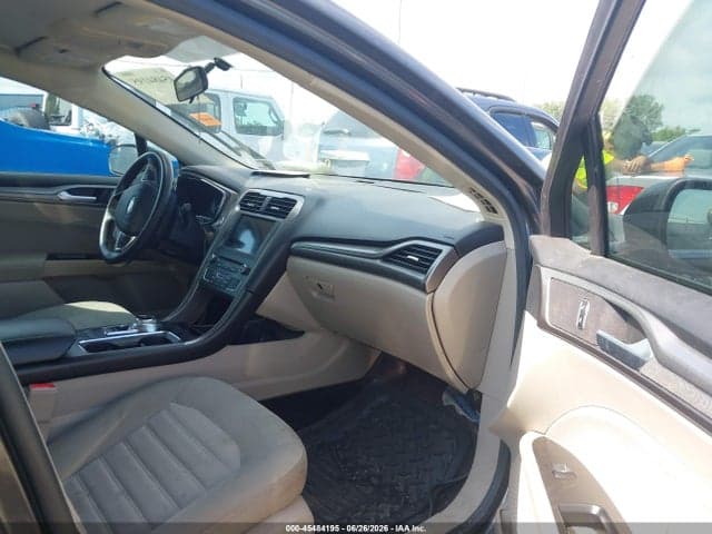 2017 FORD FUSION SE 5