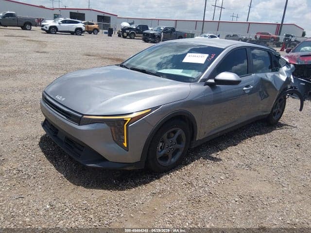 2025 KIA K4 LXS 2