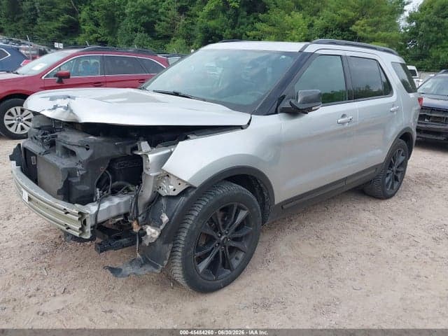 2018 FORD EXPLORER XLT 2