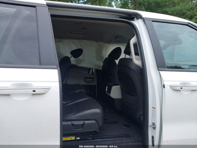 2024 KIA CARNIVAL MPV LX SEAT PACKAGE 8