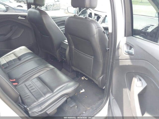 2017 FORD ESCAPE TITANIUM 8