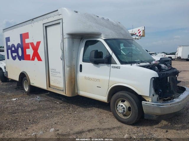 2022 CHEVROLET EXPRESS CUTAWAY WORK VAN 1