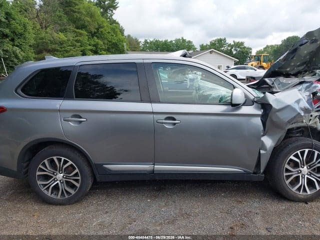 2018 MITSUBISHI OUTLANDER ES 14