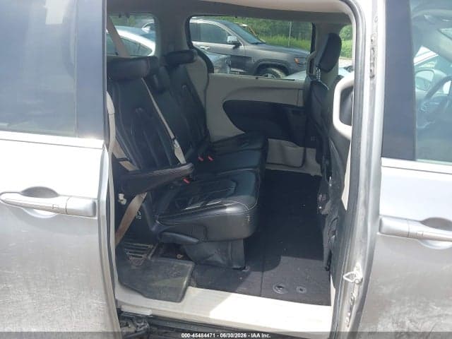 2017 CHRYSLER PACIFICA TOURING-L 8