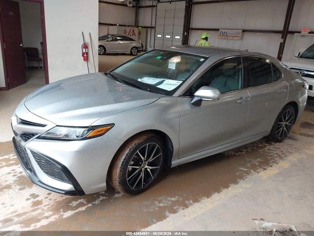2023 TOYOTA CAMRY SE 2