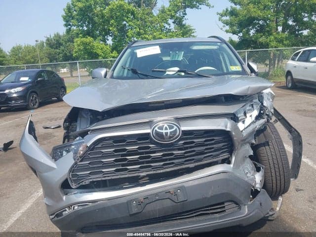 2019 TOYOTA RAV4 XLE 12