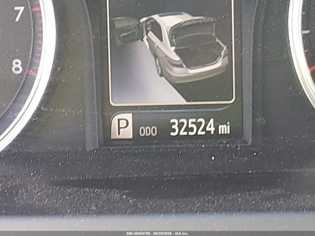 2017 TOYOTA CAMRY SE 15