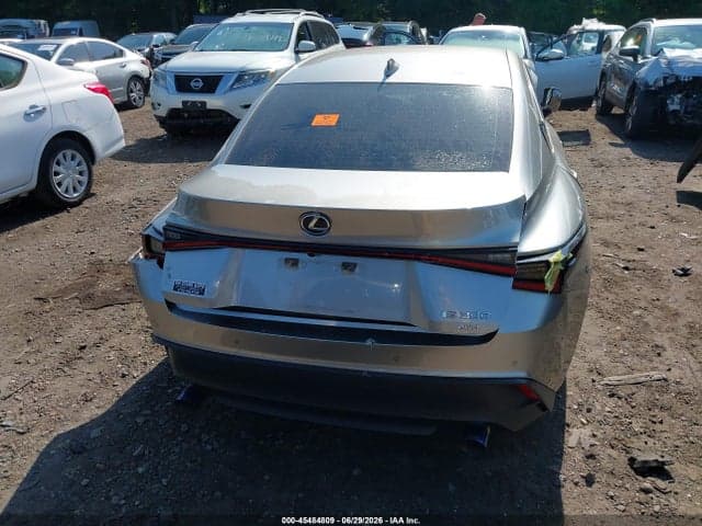 2022 LEXUS IS 300 16