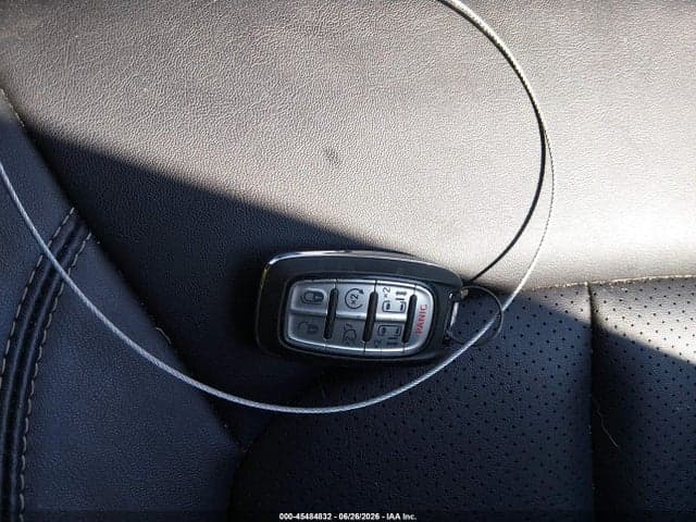 2025 CHRYSLER PACIFICA SELECT 11