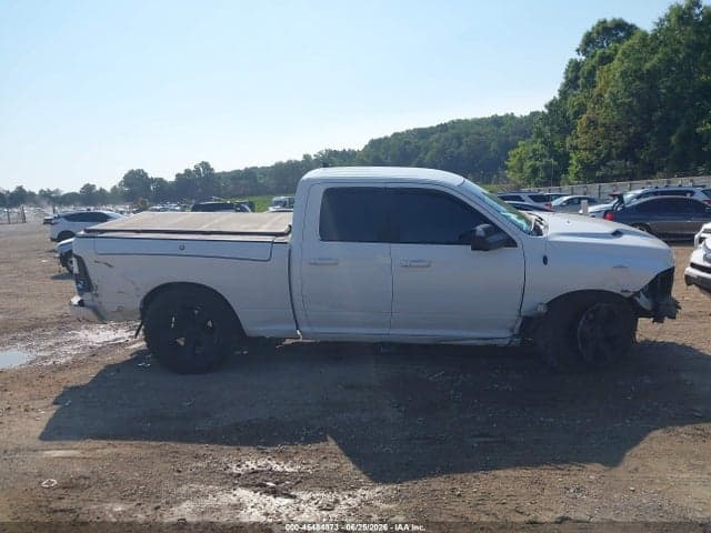 2018 RAM 1500 NIGHT 4X4 6'4 BOX 13