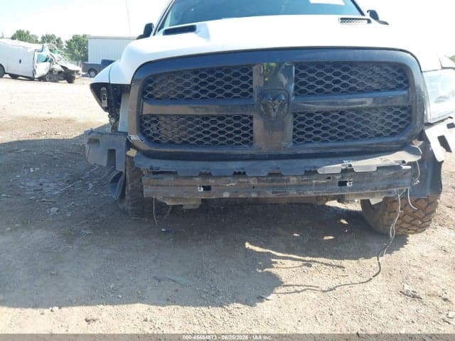 2018 RAM 1500 NIGHT 4X4 6'4 BOX 6